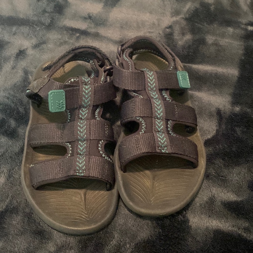 Size 2 boys Sandals with Velcro straps